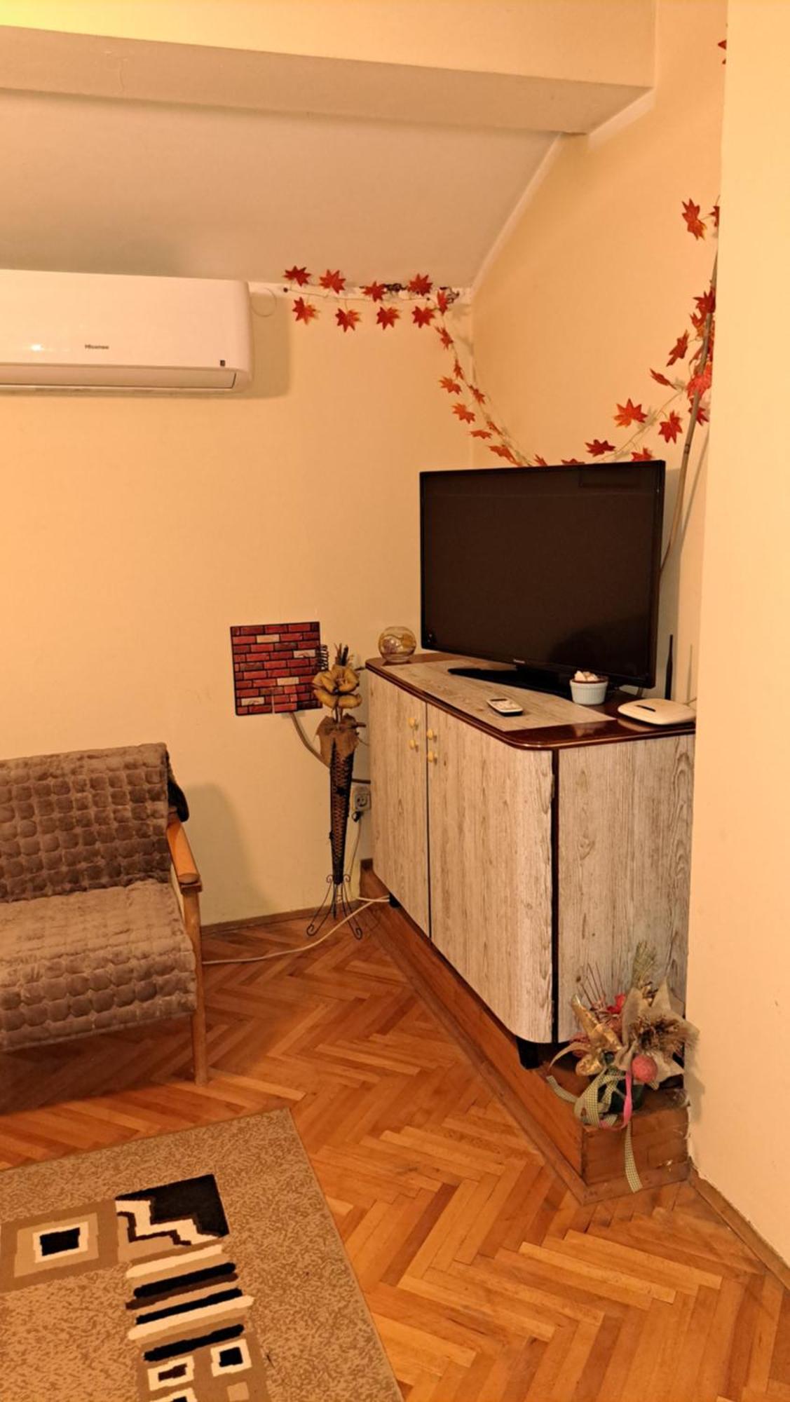 Dvosoban Stan Apartment อูชิเซ ภายนอก รูปภาพ